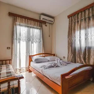 https://sea-la-vie-ksamil.albaniahotels.org