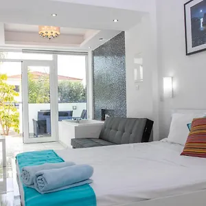 https://nissi-49-apartments.hotelsatayianapa.com